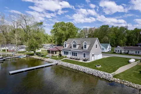 Exterior - 243 E Rose Rd, Coldwater, MI 49036 photo 7 of 7