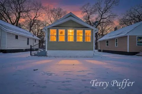 3029 Waalkes St, Muskegon, MI 49444