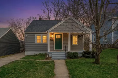 1411 Boston St SE, Grand Rapids, MI 49507