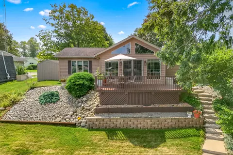 658 Fair Dr, Bronson, MI 49028