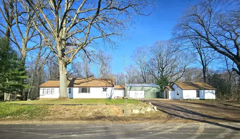 8724 N 14th St, Kalamazoo, MI 49009
