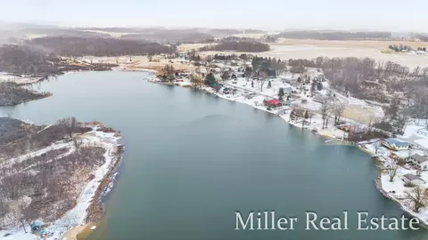 153 Sunset Dr, Dowling, MI 49050 photo 5