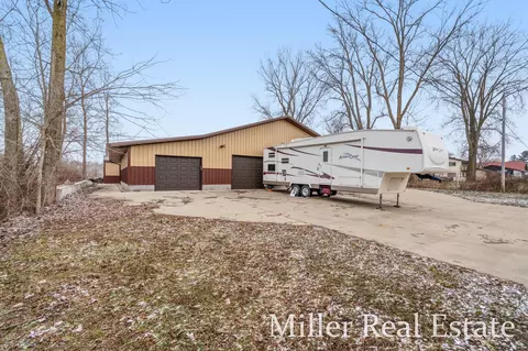 153 Sunset Dr, Dowling, MI 49050 photo 17