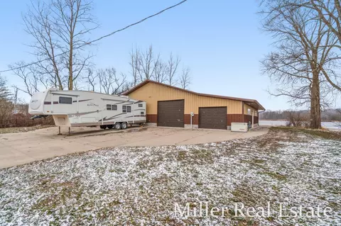 153 Sunset Dr, Dowling, MI 49050 photo 15