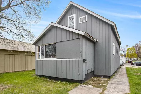 1259 E Apple Ave, Muskegon, MI 49442
