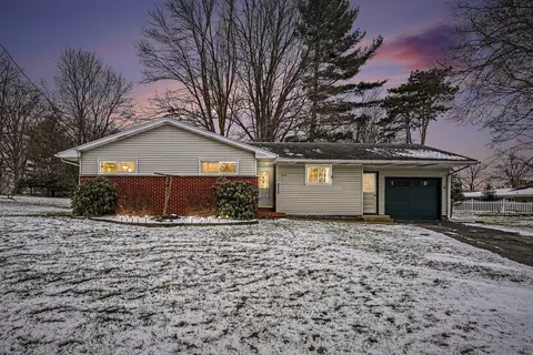 529 Hill Road Ct, Marshall, MI 49068