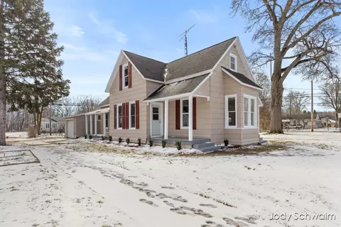1407 Montgomery Ave, Muskegon, MI 49441