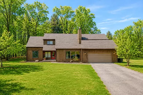 903 Cram Ln, Albion, MI 49224