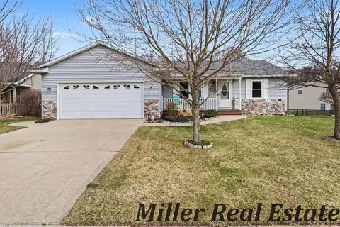 1425 S Montgomery St, Hastings, MI 49058