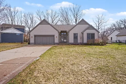 15154 Wildfield Dr, Spring Lake, MI 49456