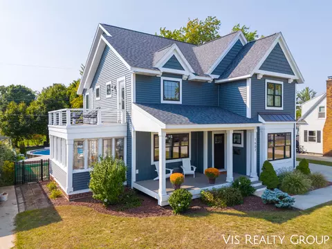 1607 Sheldon Rd, Grand Haven, MI 49417