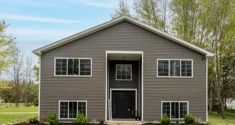 32844 Winther Ave, Paw Paw, MI 49079