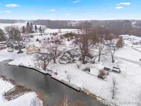 4701 W Channel Dr, Stanton, MI 48888 photo 30
