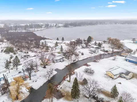 4701 W Channel Dr, Stanton, MI 48888 photo 32