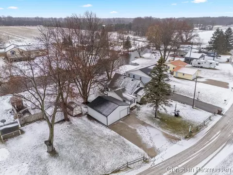 4701 W Channel Dr, Stanton, MI 48888 photo 26