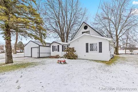 4701 W Channel Dr, Stanton, MI 48888 photo 3