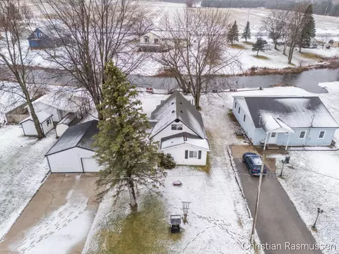 4701 W Channel Dr, Stanton, MI 48888 photo 27