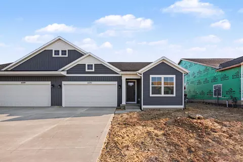 6595 Bellflower Dr #2, Zeeland, MI 49464