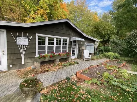 838 Mason St, Saugatuck, MI 49453