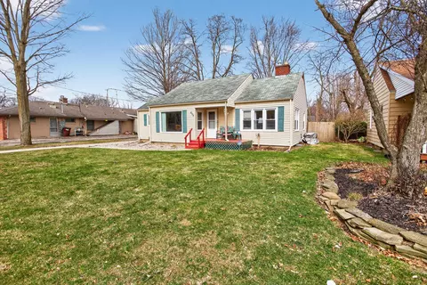 Exterior - 602 Heyser St, Jackson, MI 49203 photo 4 of 11