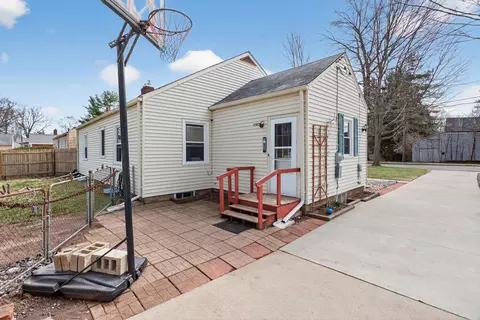 Exterior - 602 Heyser St, Jackson, MI 49203 photo 11 of 11