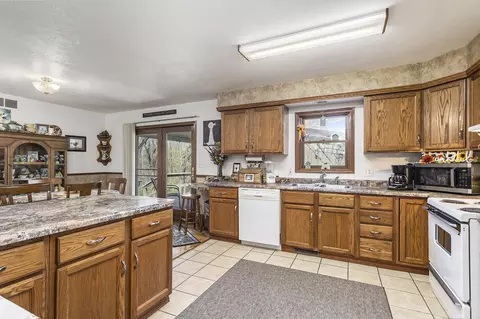 Kitchen - 54485 Day Rd, Marcellus, MI 49067 photo 2 of 3