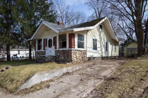 57 Seivour Ave, Battle Creek, MI 49037