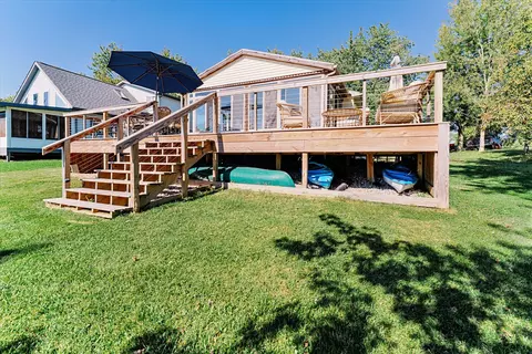 14689 W Merry Dr, Camden, MI 49232