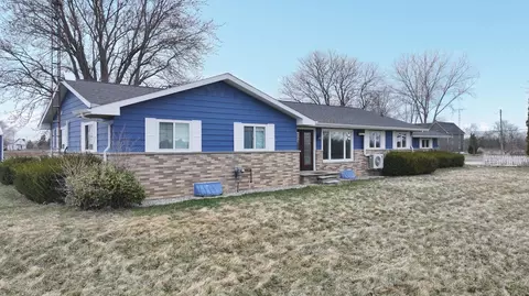 91 N Doran Rd, Imlay City, MI 48444