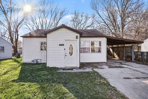 925 Forest Park Ave, Watervliet, MI 49098