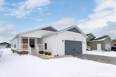 5212 E Scenic Turn Ln, Holland, MI 49423