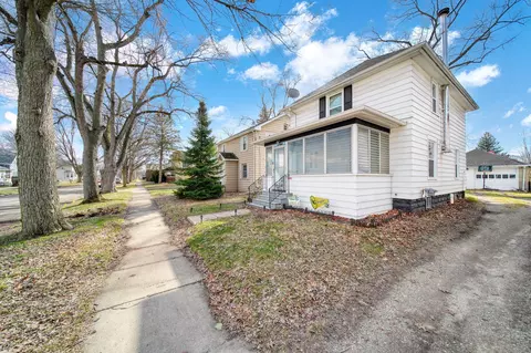 Exterior - 414 N Pleasant St, Jackson, MI 49202 photo 3 of 11