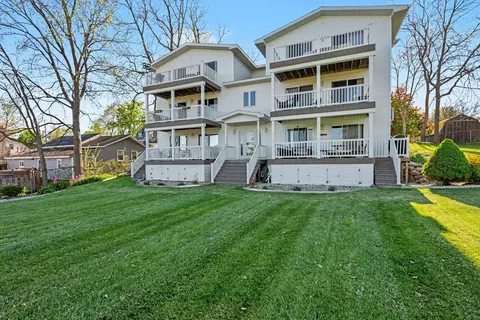 11038 Portage Rd #6, Portage, MI 49002
