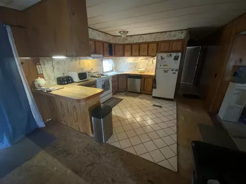 8401 Clinton Rd, Jackson, MI 49201 photo 4