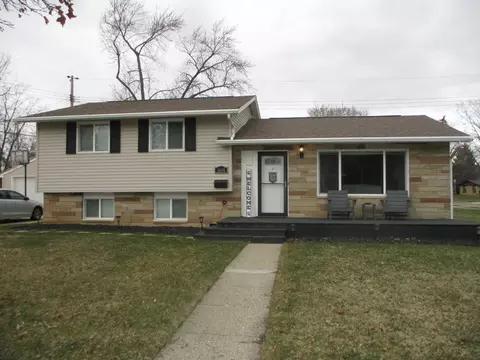 1604 Peggy Pl, Lansing, MI 48910