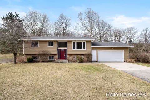 6506 Burger Dr SE, Grand Rapids, MI 49546