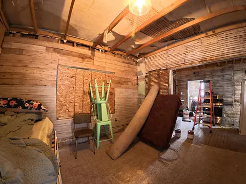 519 Davis St, Manistee, MI 49660 photo 11
