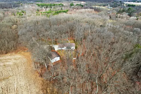 View/Area - 8625 Abbey Rd, Jackson, MI 49201 photo 8 of 11