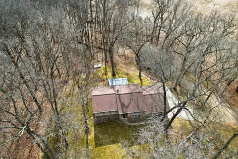 View/Area - 8625 Abbey Rd, Jackson, MI 49201 photo 1 of 11