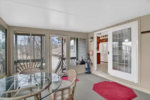 Exterior - 8625 Abbey Rd, Jackson, MI 49201 photo 8 of 16