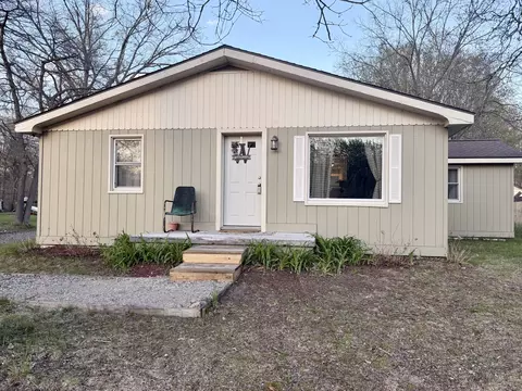 1460 S Mill Iron Rd, Muskegon, MI 49442