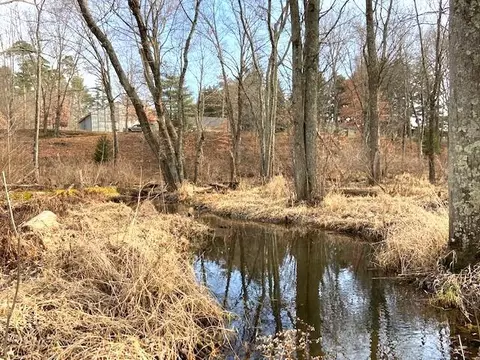 358 69th, South Haven, MI 49090