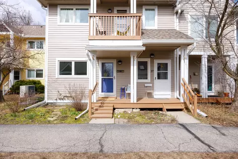 424 Little Lake Dr #26, Ann Arbor, MI 48103