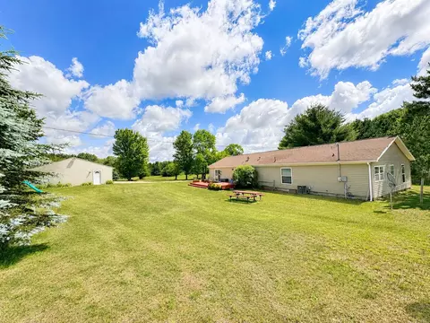 4395 N Raymond Rd, Luther, MI 49656