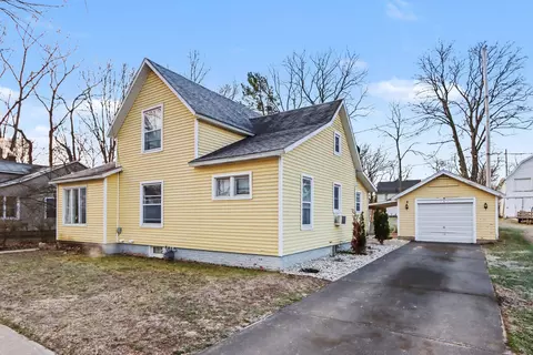 161 North St, Allegan, MI 49010
