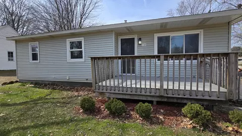 750 Coolidge Ave, Holland, MI 49423