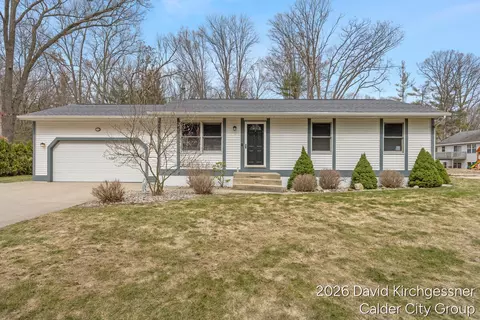 2972 W Fruitport Rd, Fruitport, MI 49415
