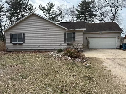4047 Nash Rd, Twin Lake, MI 49457