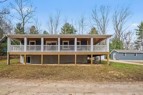 3534 Chickadee Dr, Greenville, MI 48838