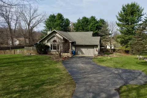 14111 Stone Jug Rd, Battle Creek, MI 49015